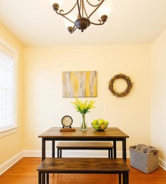 Near Stadiums and Downtown in Peaceful Neighborhood