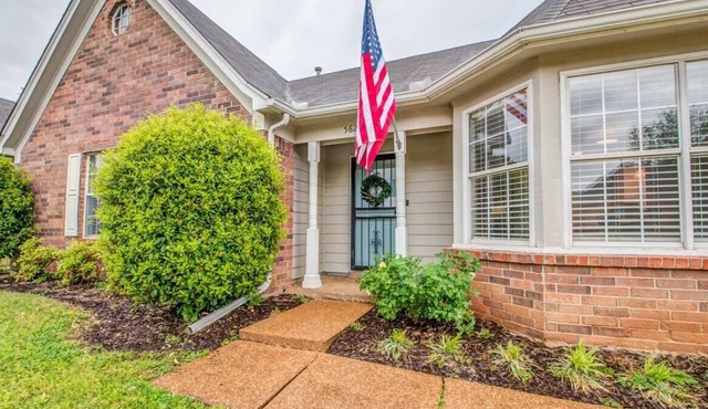 Near State-Park & Downtown - Sunset Trace Bungalow