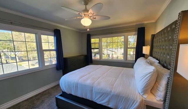Near the beach and central located!