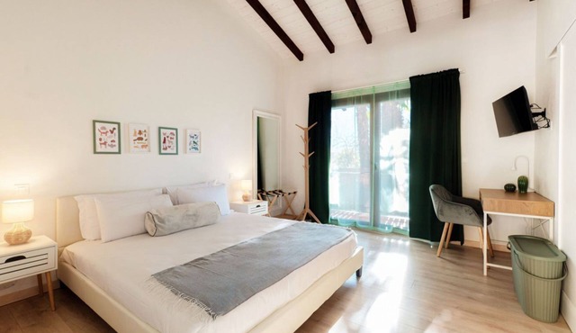 Near the lake and the center (FLORIDA ASCONA Room 14)