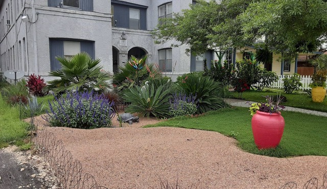 Near The Pearl - Quick Access to Riverwalk, Alamo, Ft Sam Houston, and Downtown