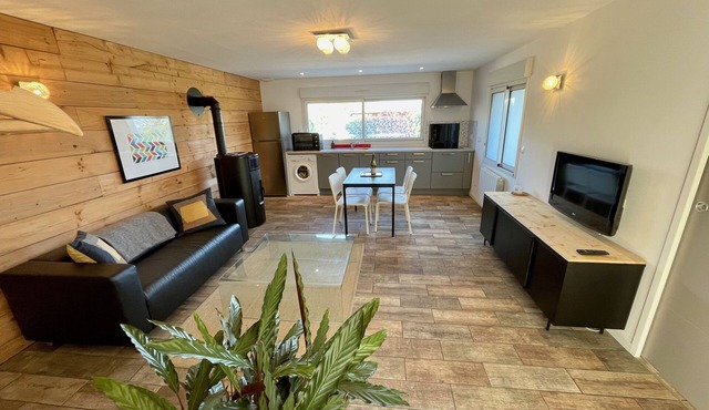 NEAR THE SEA Ty-gîte at the end of the world