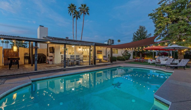 Near Trails & Golf, Htd Pool, Tbl Fire Pit, GOLF CLUBS, Poker Table, TVs All BRs