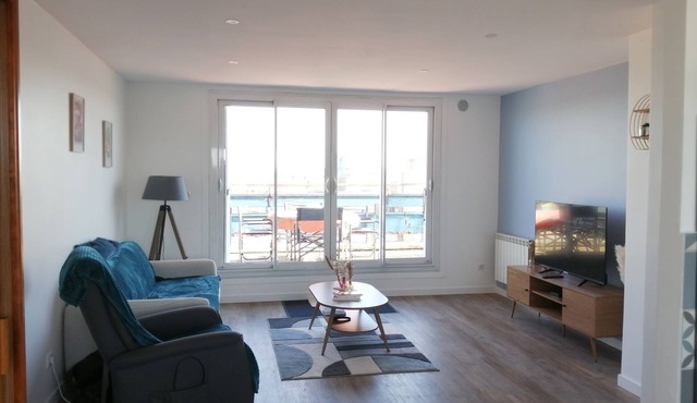 Near train station and spa, F3 apartment with view of the old town of DAX