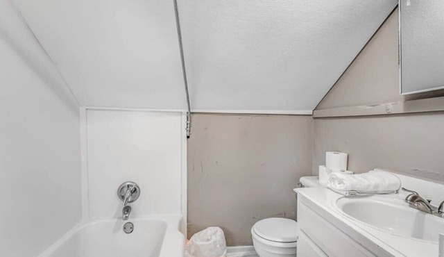 Near U of Memphis & Airport - Bethel Grove Getaway