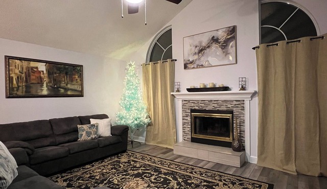 Near universal studios Charming 4bed house with WiFi, AC in enjoyable Orlando