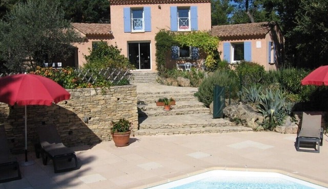 Near Vaison la Romaine 4* heated pool villa overlooking Mont Ventoux
