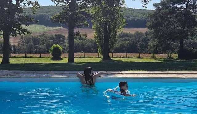 Near Vézelay (89), 2h from Paris, fully renovated vacation home (10pers.)