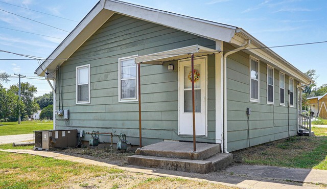 Near Walnut Valley Festival: Convenient Apartment!