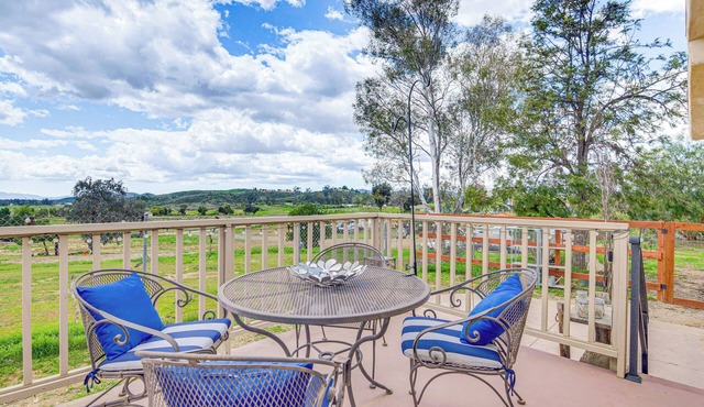 Near Wineries & Dining: Exquisite Menifee Home!