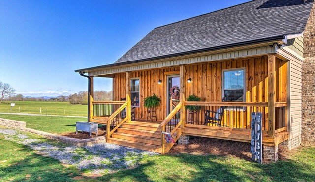 Near Wineries & Hiking: Lawndale Home w/Fire Pit!