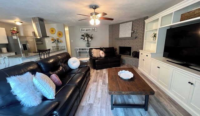 Nearby North Dallas - Grandscapes