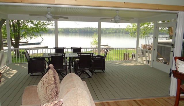 Nearley New Lakefront Cabin - Lake of The Isles