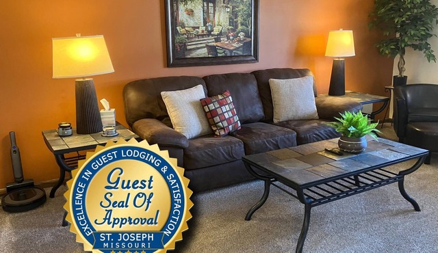Neat & Clean 2-Bedroom Property w/Lots of Features