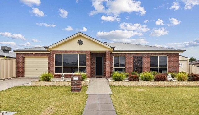 Neat, Quiet and Close to River