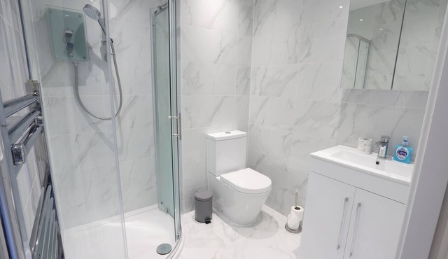 NEC/Airport Interchange Shortstay Homebase14