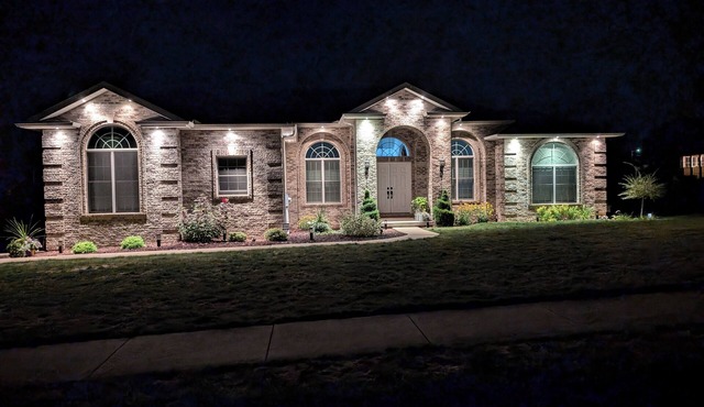 Need a home for the NFL Draft, here it is. Gorgeous 4-bed 4-bath house. Book Now
