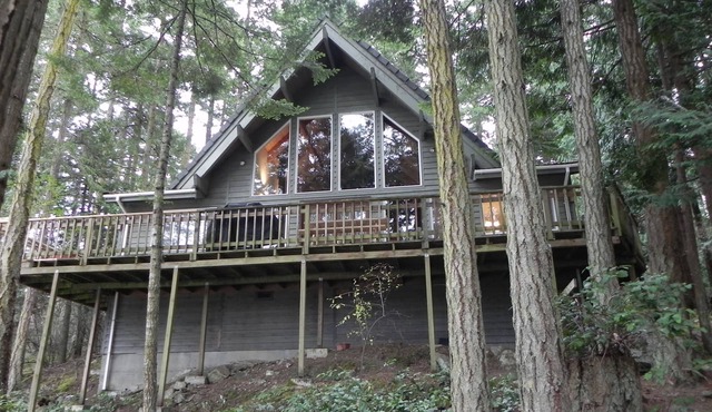 Neil Bay Waterfront Family And Pet Friendly Property! PCUP00-13-0010