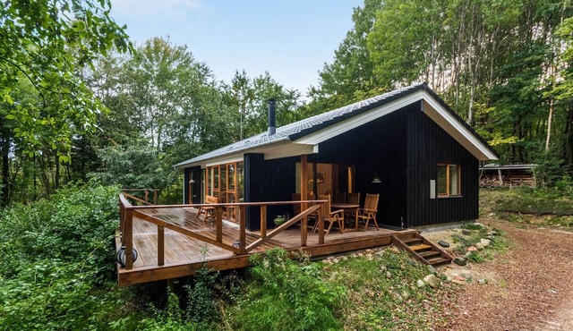 "Nelie" - 40km from the sea by Interhome