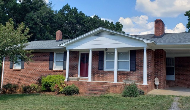 Nell's Farm House - Shelby-Boiling Springs-Tryon Int. Equestrian Center