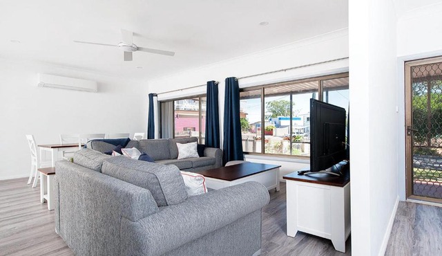 Nelson Bay Getaway 59