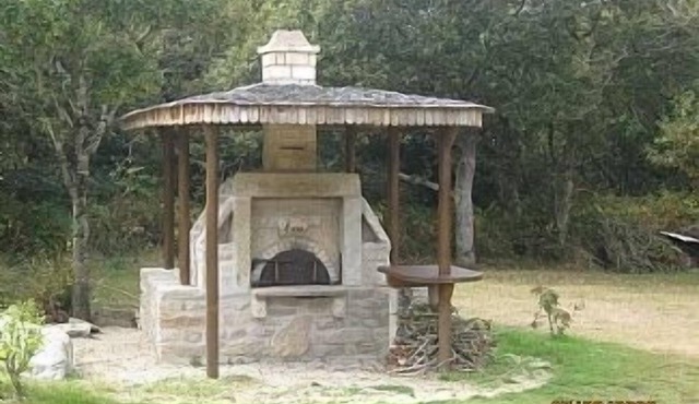 Neo Breton Style House In Village Location, Close To Beach/Pink Granite Coast