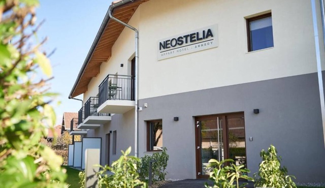 Neostelia