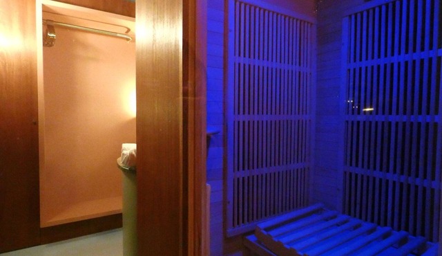 Neptune - Escape with Sauna by Mon Petit Faré