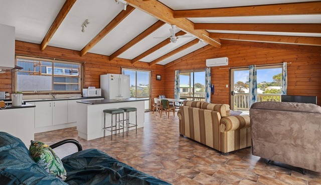 Neptune's Nook - Cape Paterson