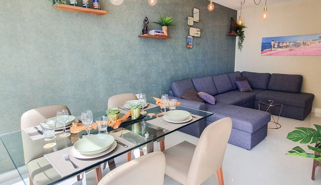 Neptuno 403. Wonderful One-Bedrooms Apartment with Sea Views