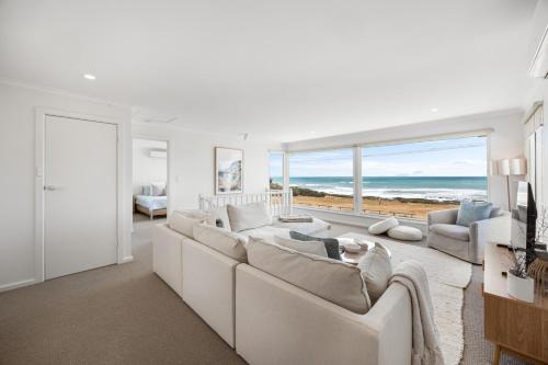 Nest at Bashams - A Panoramic Oceanfront Sanctuary