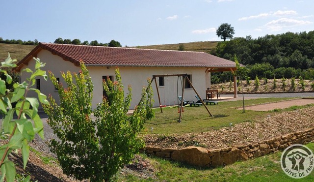 Nest seen Nest known - VAL D'OINGT