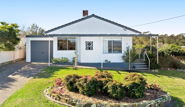 Nestle In Narooma - 10 Hillcrest Ave North Narooma