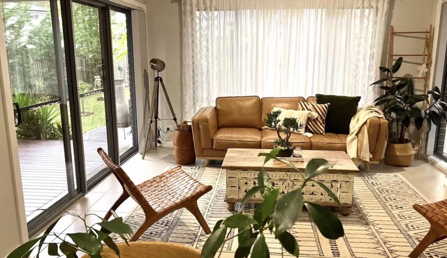 Nestled amongst the trees, this 3bdr home is a fusion of nature and modernity.