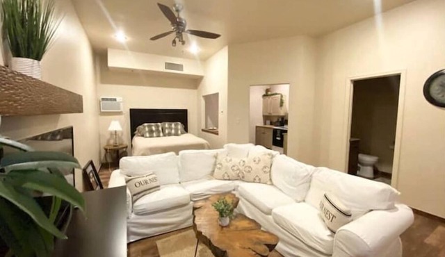 Nestled in Catalina Mountains with Amazing Views and sunsets.