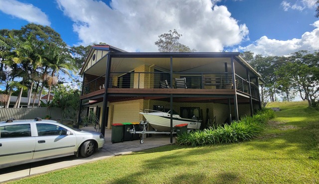 Nestled in the peaceful heart of tranquil Safety Beach only minutes from beach