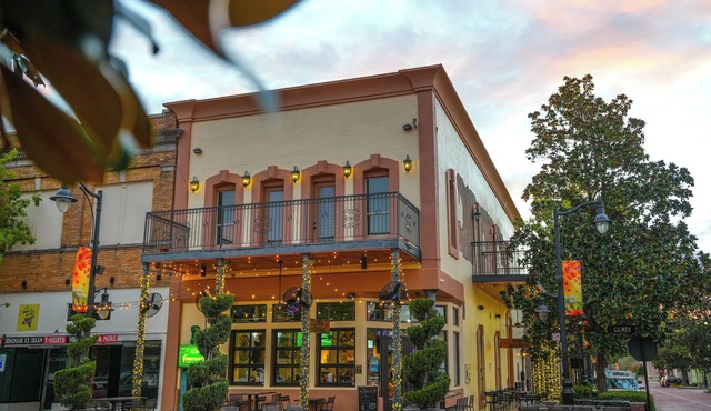 Nestled in the buzzing heart of Sulphur Springs, White Oak Hotel isn't just a place to stay-it's an invitation to immerse yourself in a vibrant tapestry of creativity, flavor, and untamed beauty. Our intimate three-room retreat, born from historic bo