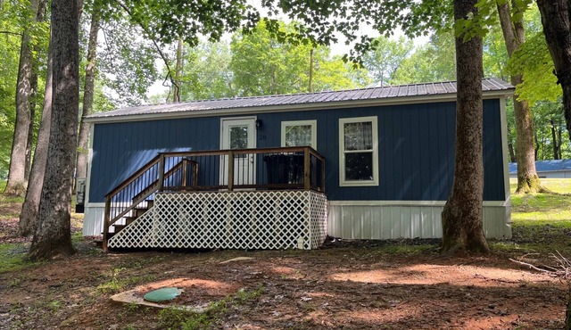 Nestling 2 Bedroom 1 Bath Cabin at Lake Cumberland #420