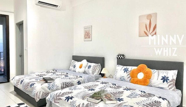 Netizen Balcony View MRT 4-5pax #17