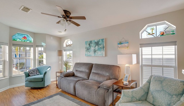 Nettles Island Jensen Beach Home: Walk to Ocean!