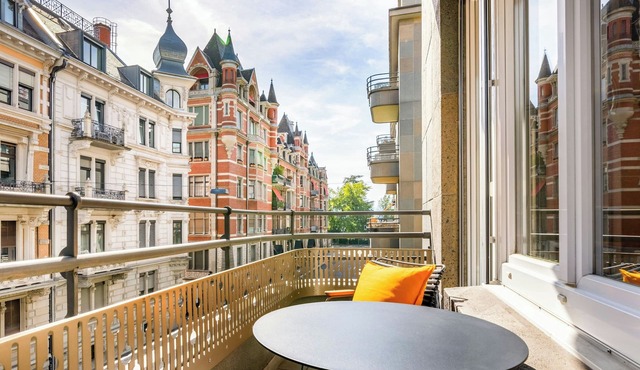 Neues Schloss Privat Hotel Zurich, Autograph Collection