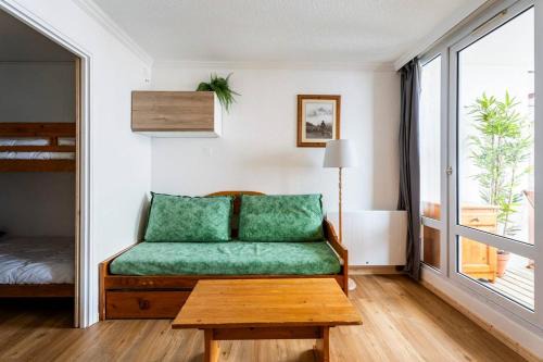 Neuf Vue montagne Ski Télécabine Alpe Express