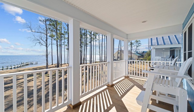 Neuse Village #5 - Quaint, tranquil cottage with pool & amazing views