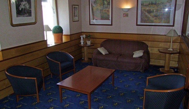 NEVERS HOTEL IN LOURDES