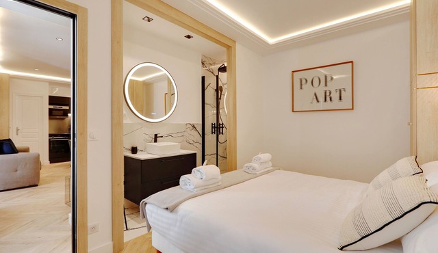 NEW Éclat du Faubourg 2 CH Luxe