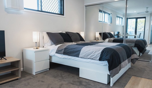 New 1 bedroom micro apartment for 2