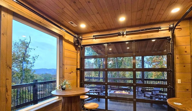 NEW 12br Lux Lodge Private Pool-mtn Views