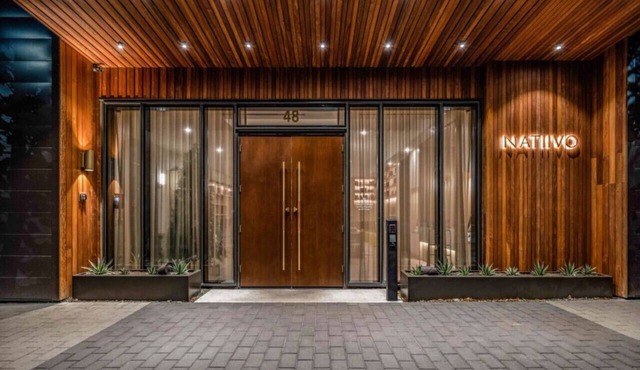 NEW! 1BR + Views +Rooftop pool |Rainey St