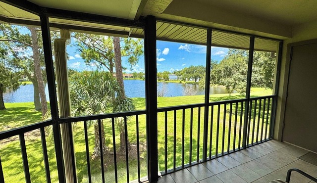 NEW- 2 bed/2 bath WATERVIEW CENTRAL LOCATION TAMPA