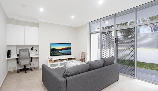 New 2 bedroom Apartment for 7 People